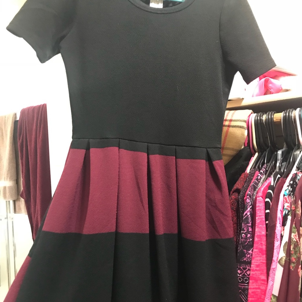 Lularoe amelia